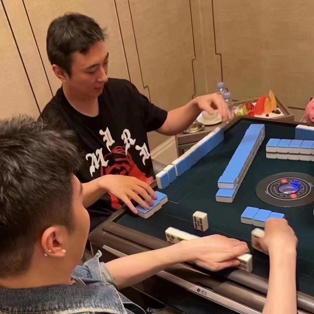 创优越户外运动