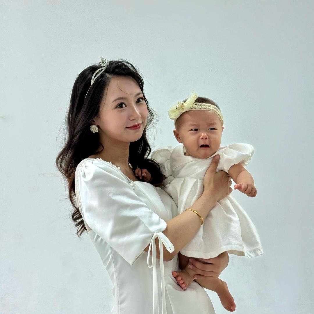 无敌可爱的潼潼👧