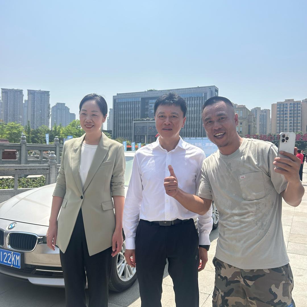 荣昌奥拓