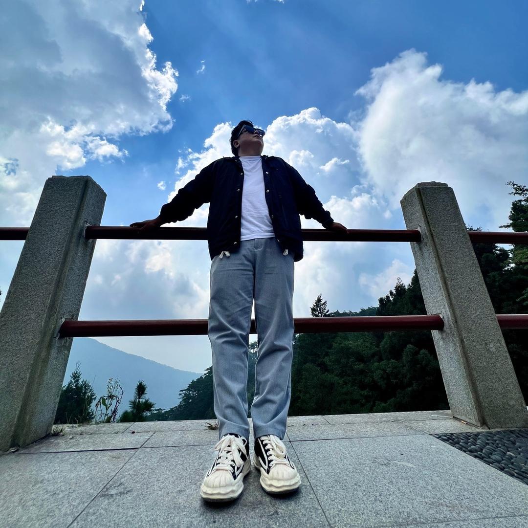 小青年