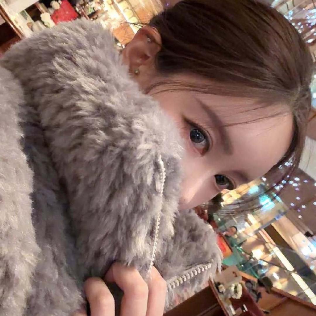 𝑸𝒓𝒊 𝑳𝒐𝒗𝒆