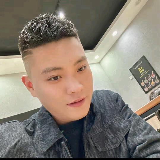 王小飞