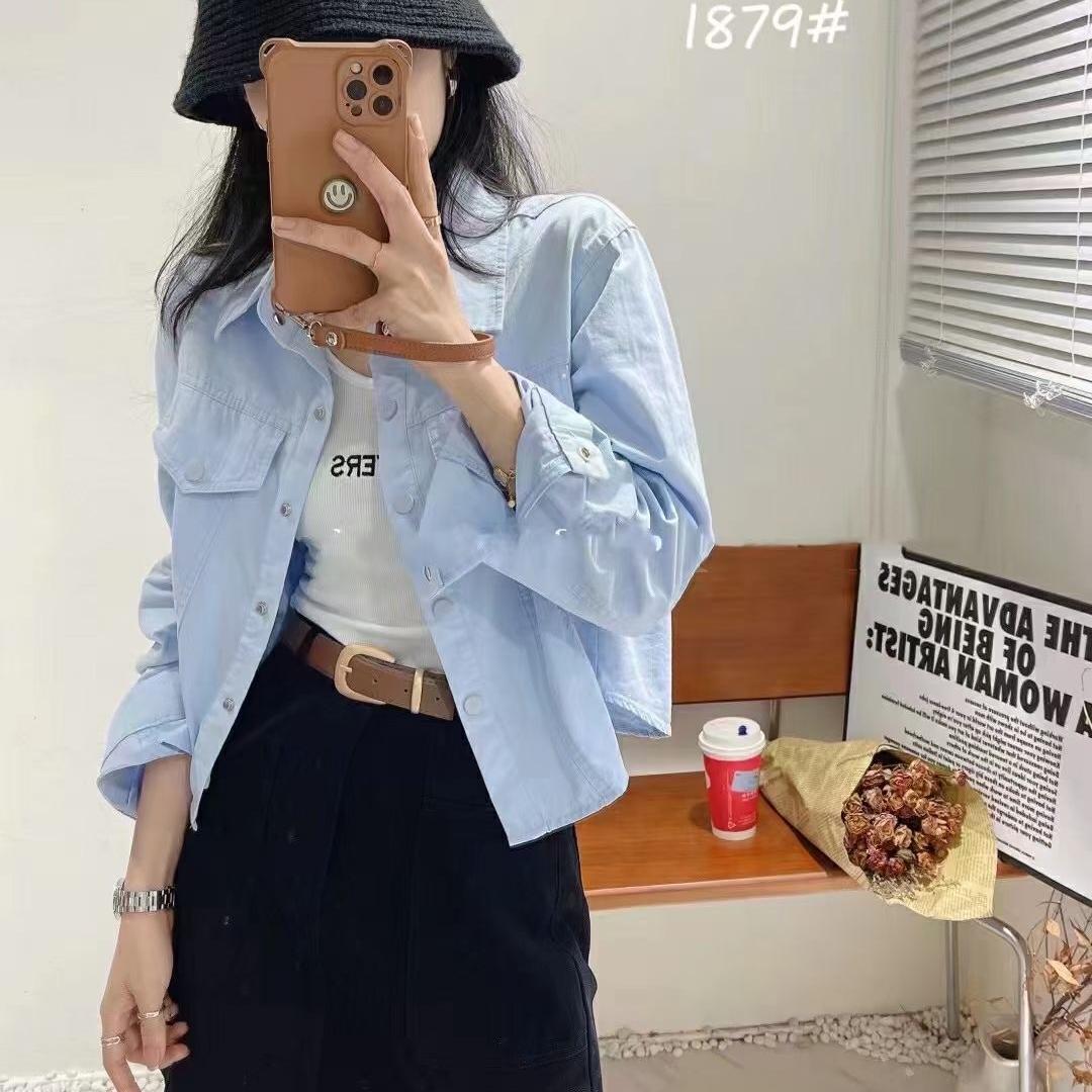 招霞服饰