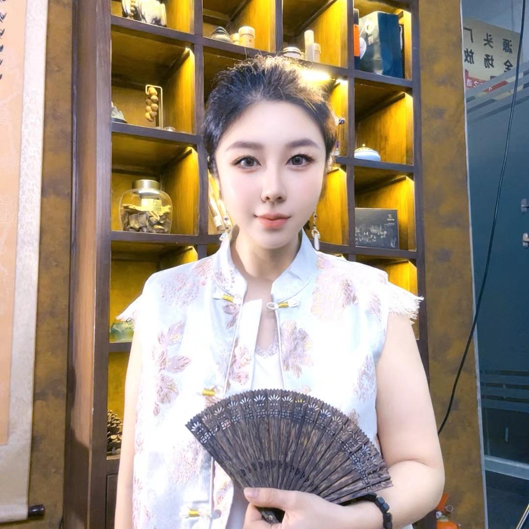 沉香女王·杨总