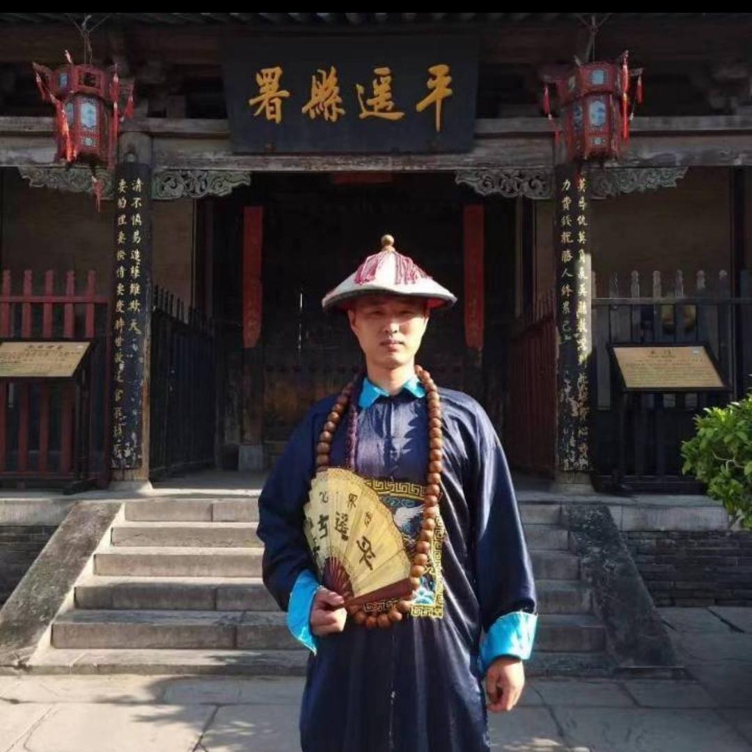 八零後小酒馆(招远张星烤鸡架打卡地)