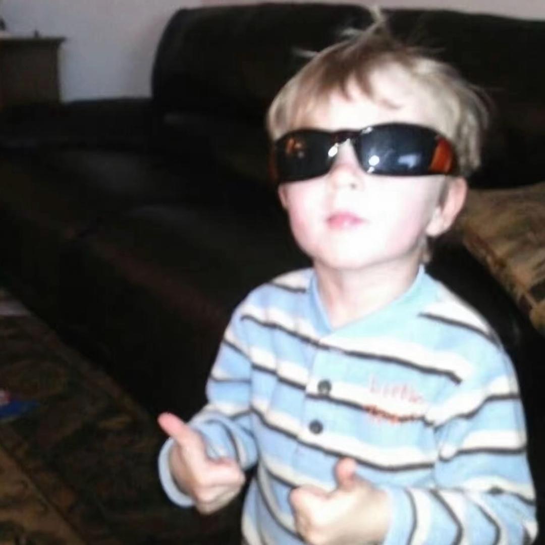 不舔酸奶盖的ootd