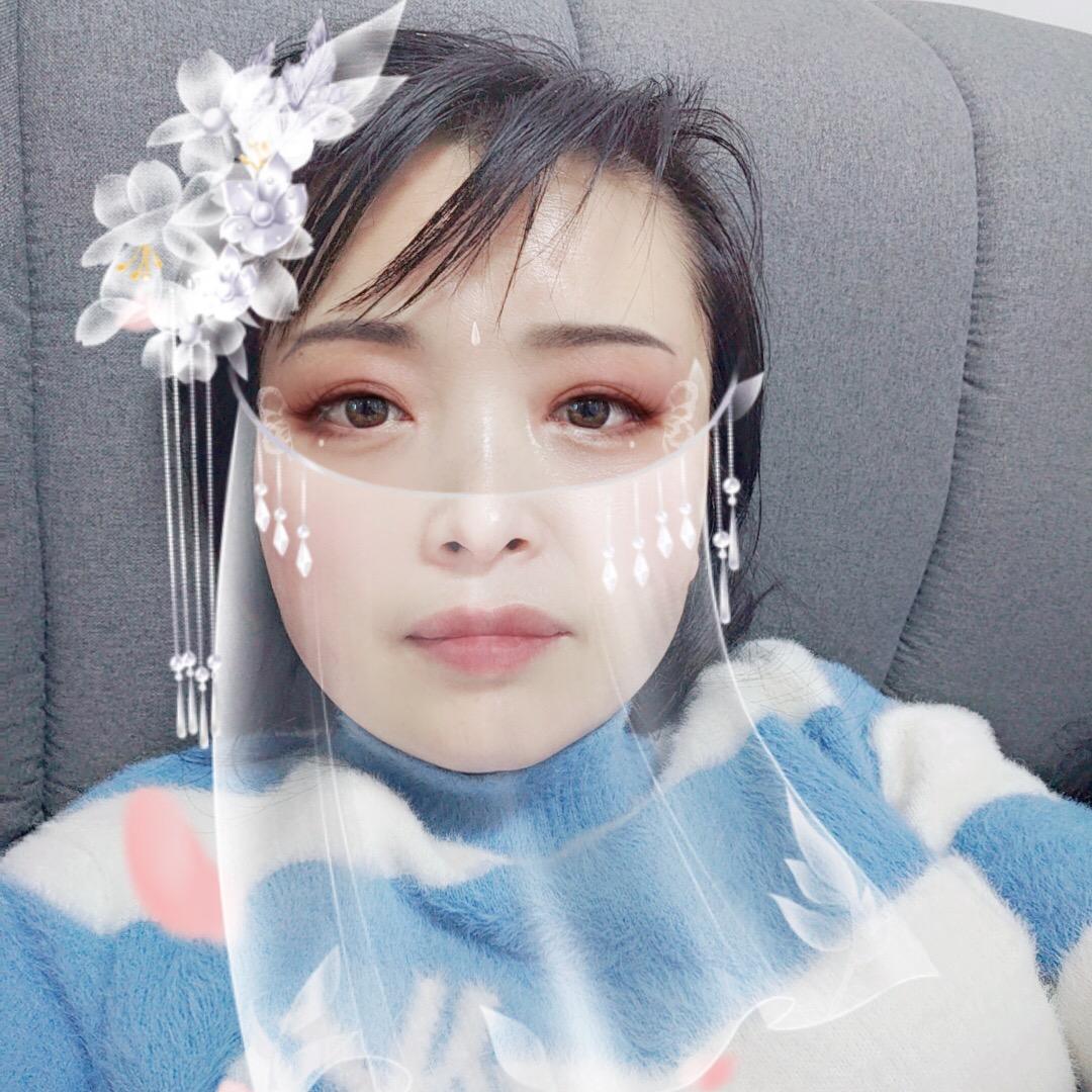 玲霞和田玉666
