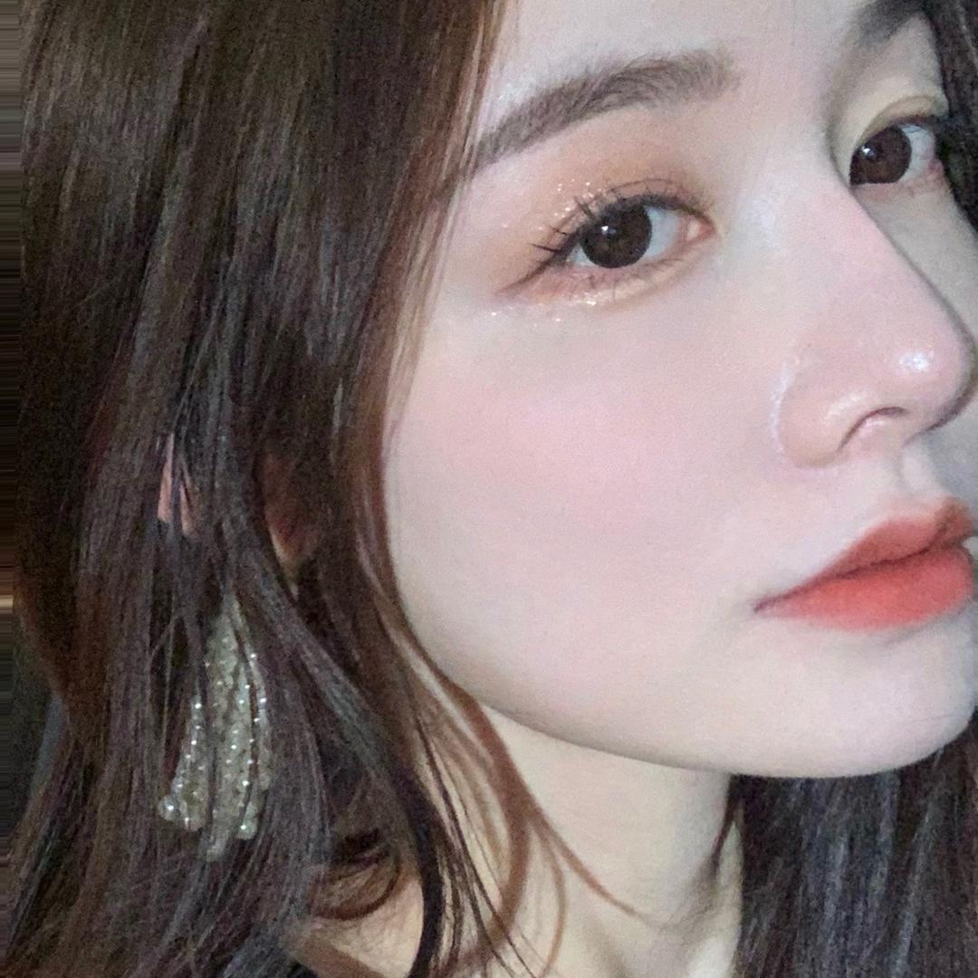 骑猪狂奔的少女