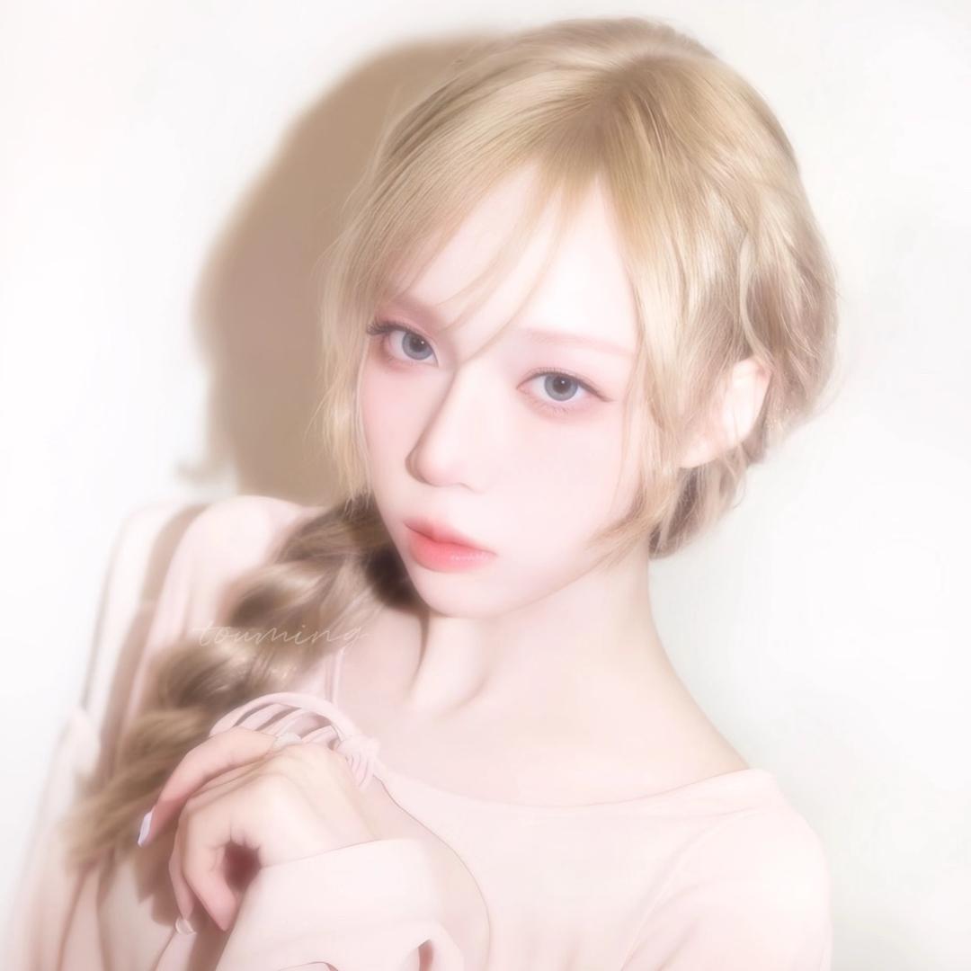 ＞𐋣＜