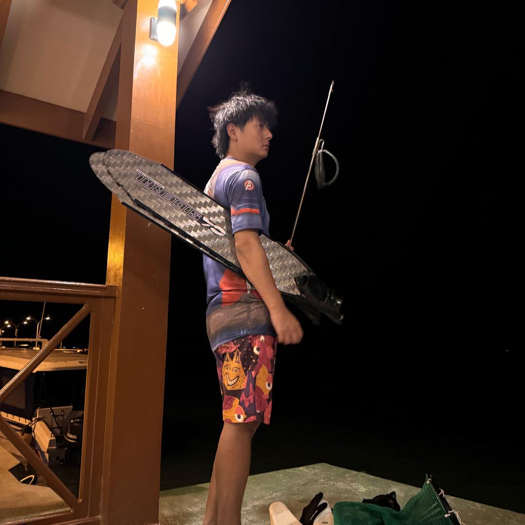 甄甄甄的还是个孩纸啊