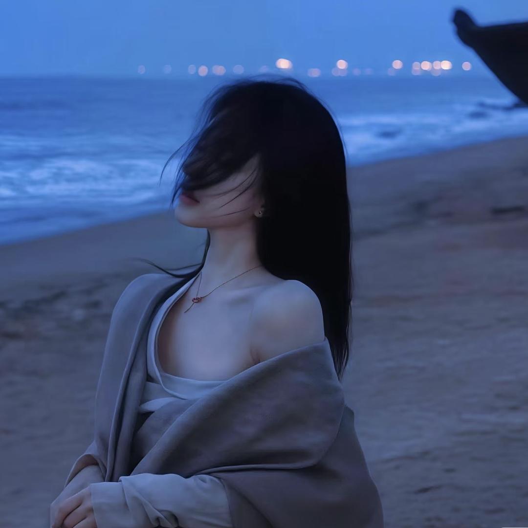 凌依纯🍄