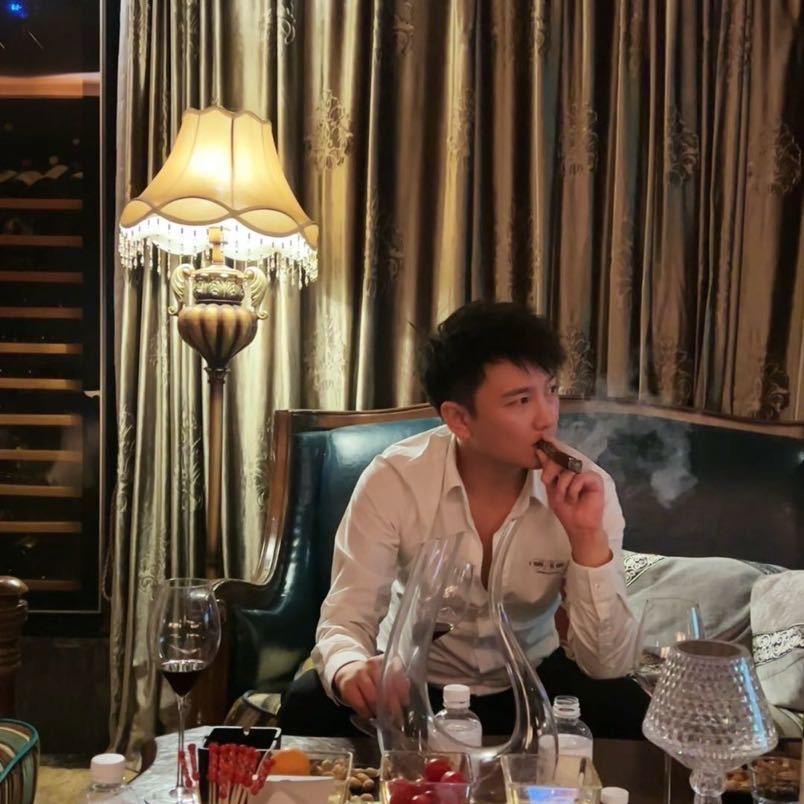张火火