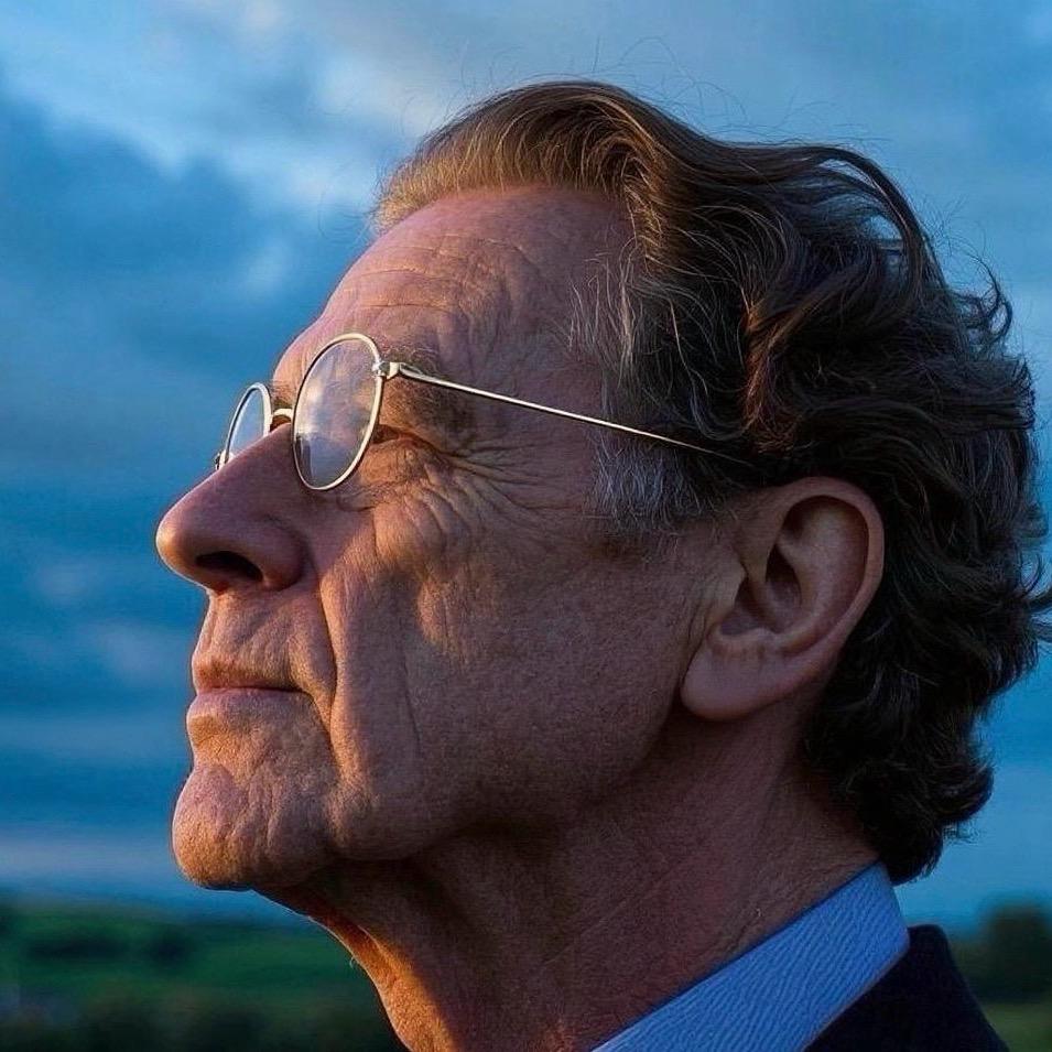 A  会🫀一击   🙂