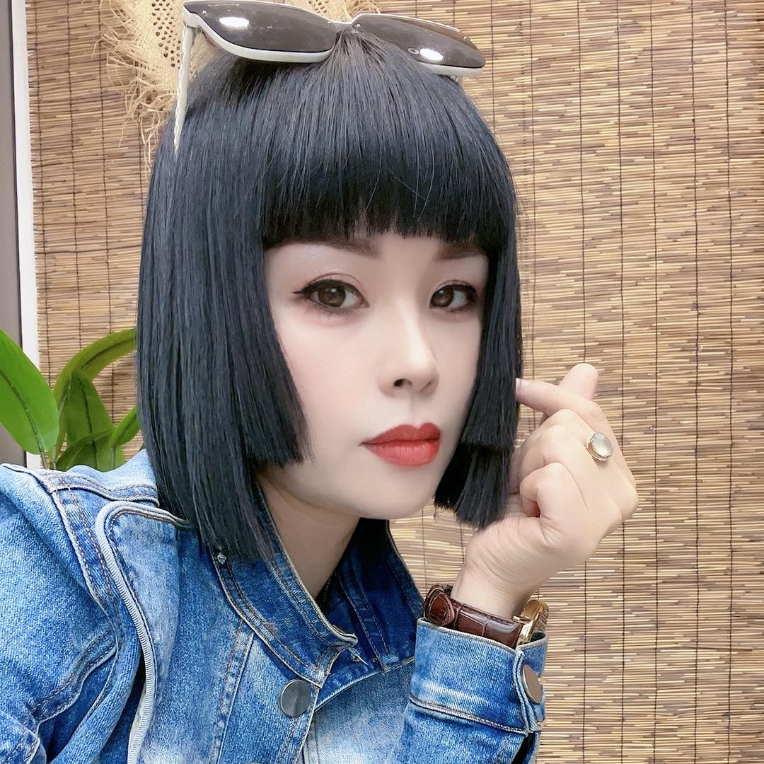 舒娅丹服饰穿搭