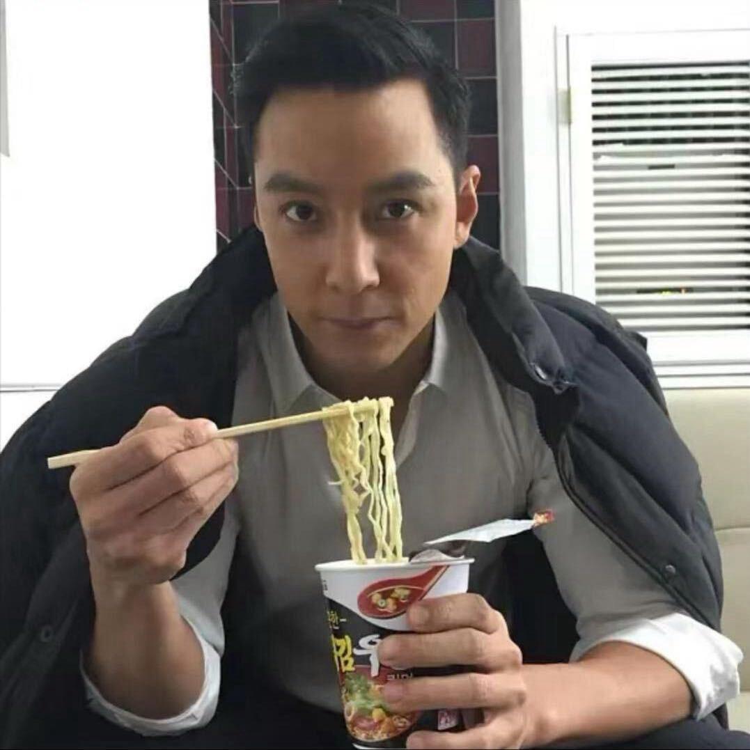 ￴ ￴ ￴ ￴小徐