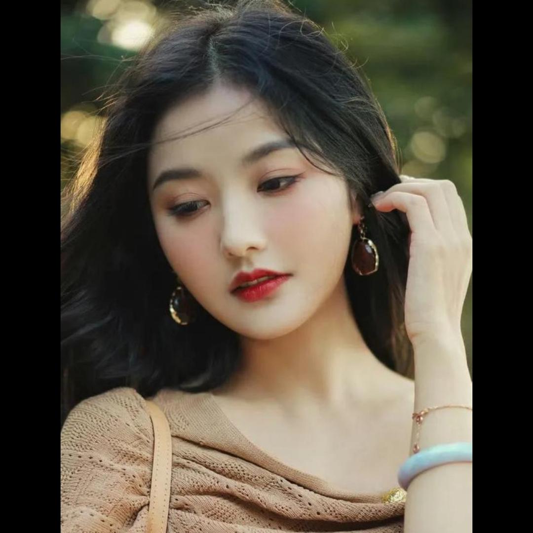 小耳朵👂