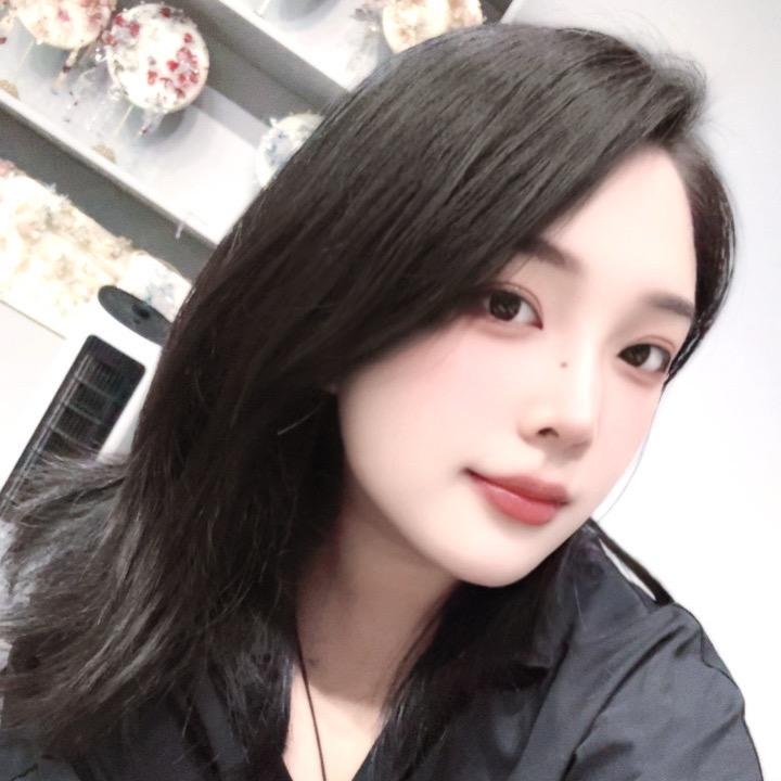 爱莎婚礼化妆师 淼淼