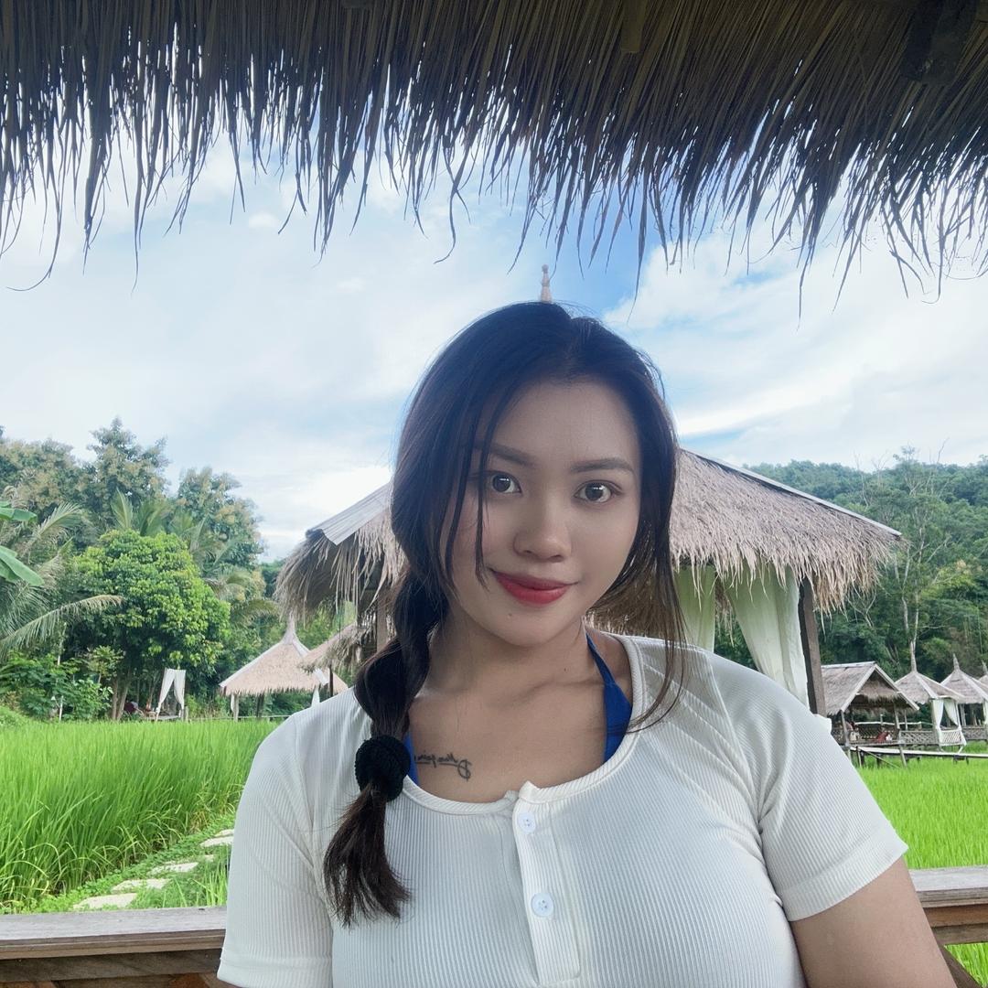 啵啵叽_Bella