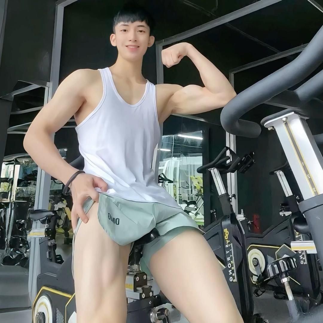 小魔王.