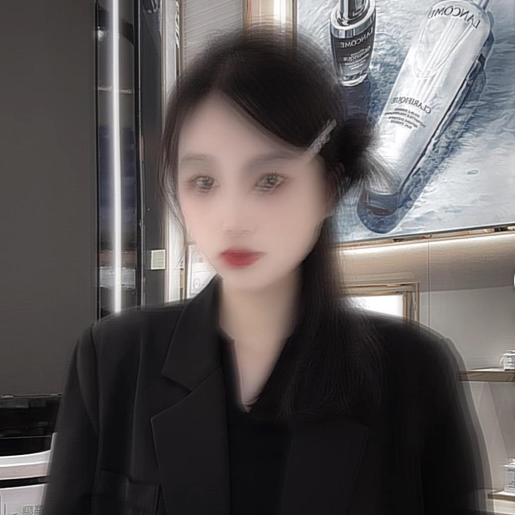 环球港国际名妆-小刘