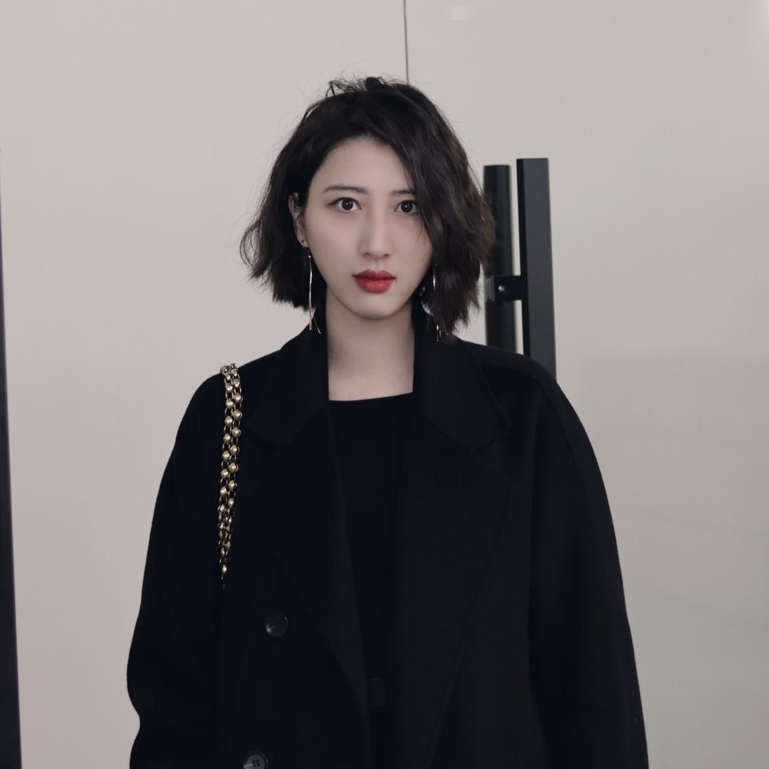 易禾姐姐（小号）