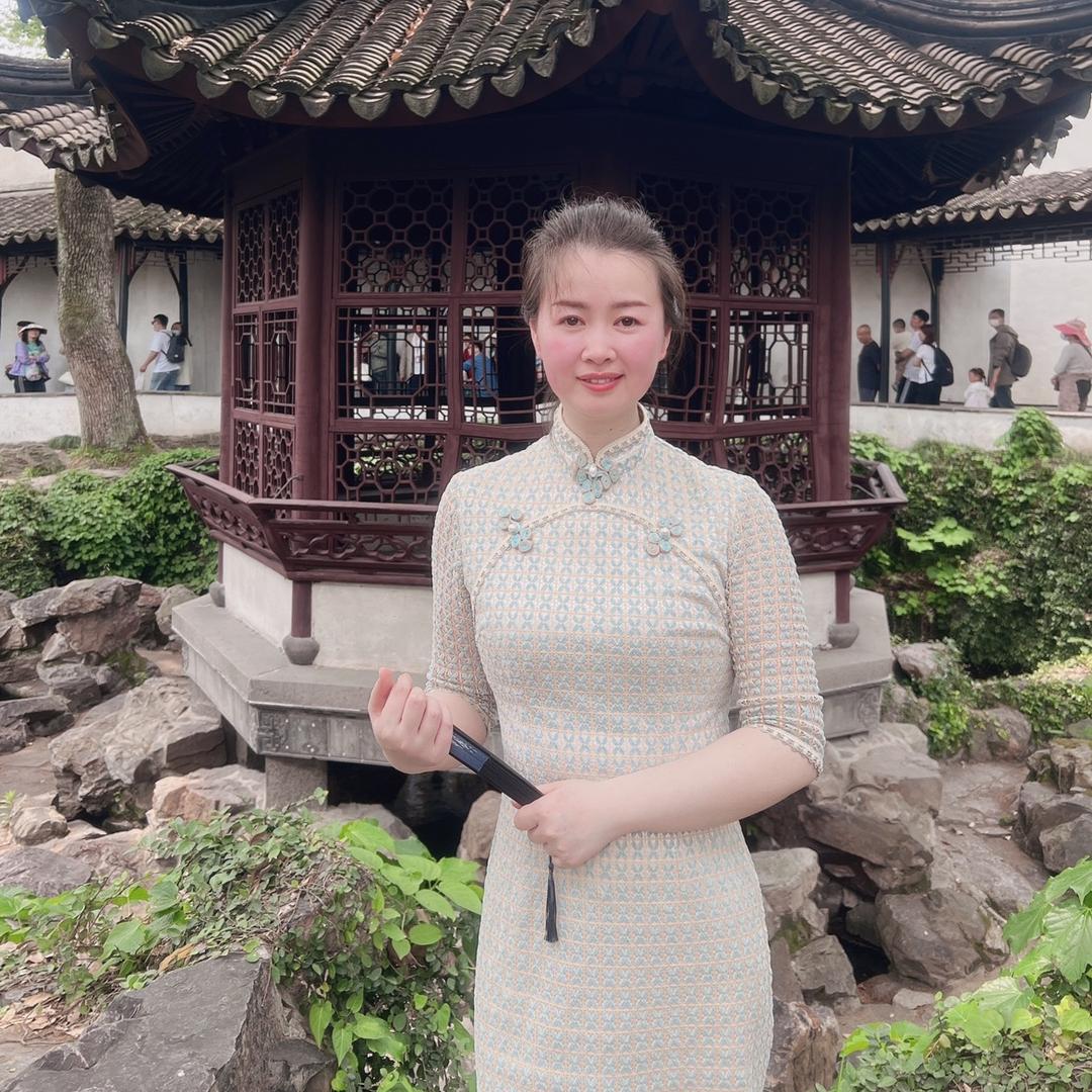 紫云阁主人（周燕燕）