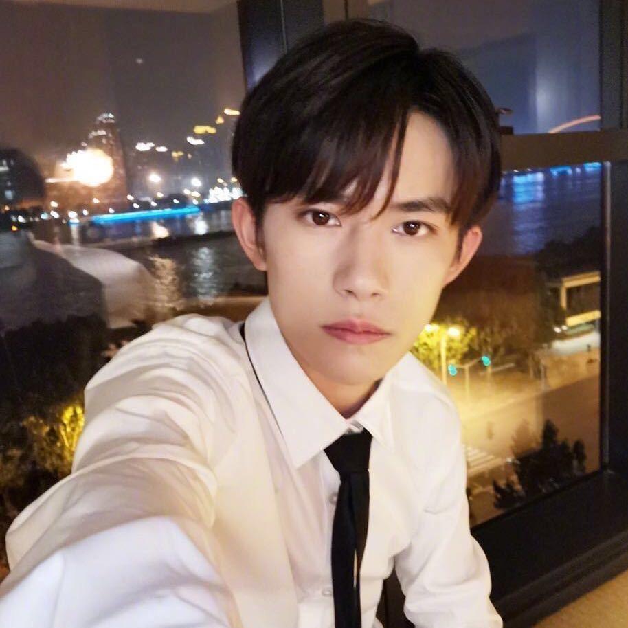 压不了弯的小周（痛苦读研版