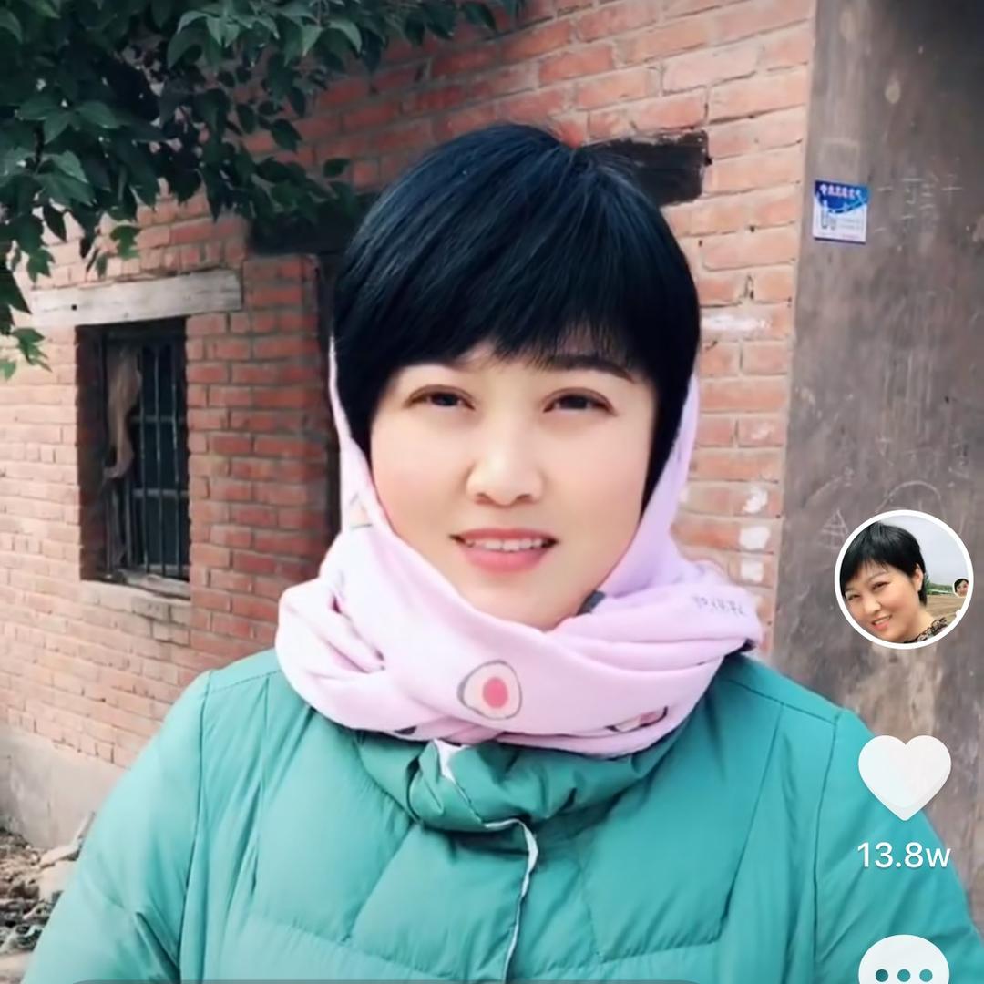 点月亮