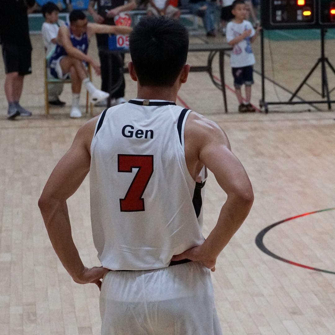 g