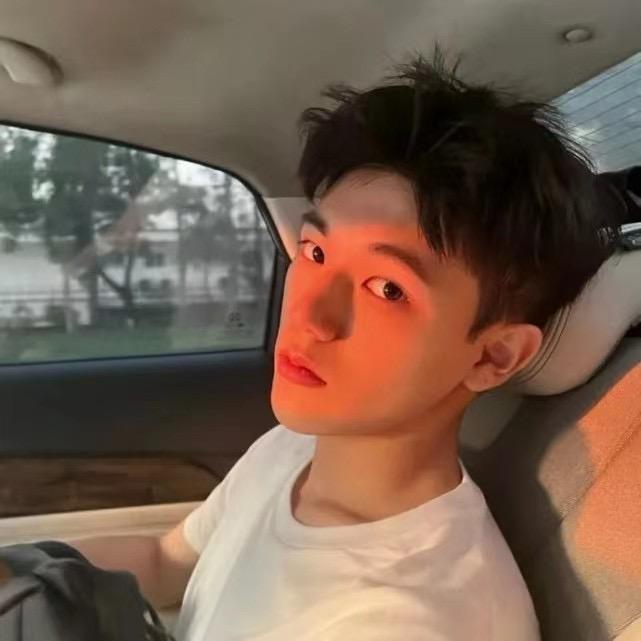 臣一