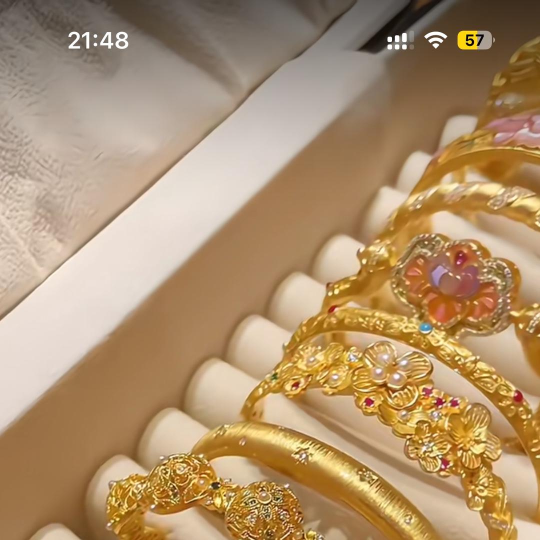 阿依祖母绿黄金