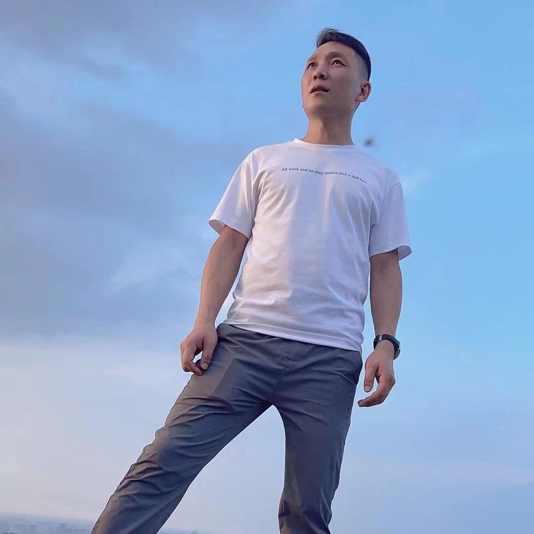 辉少男装店