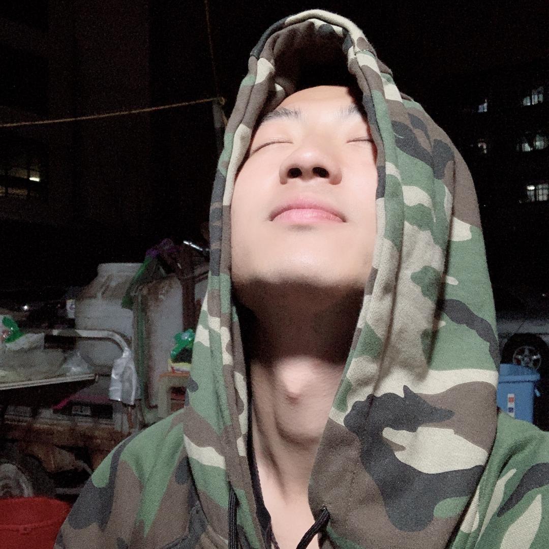 狂踹瘸子那条好腿。