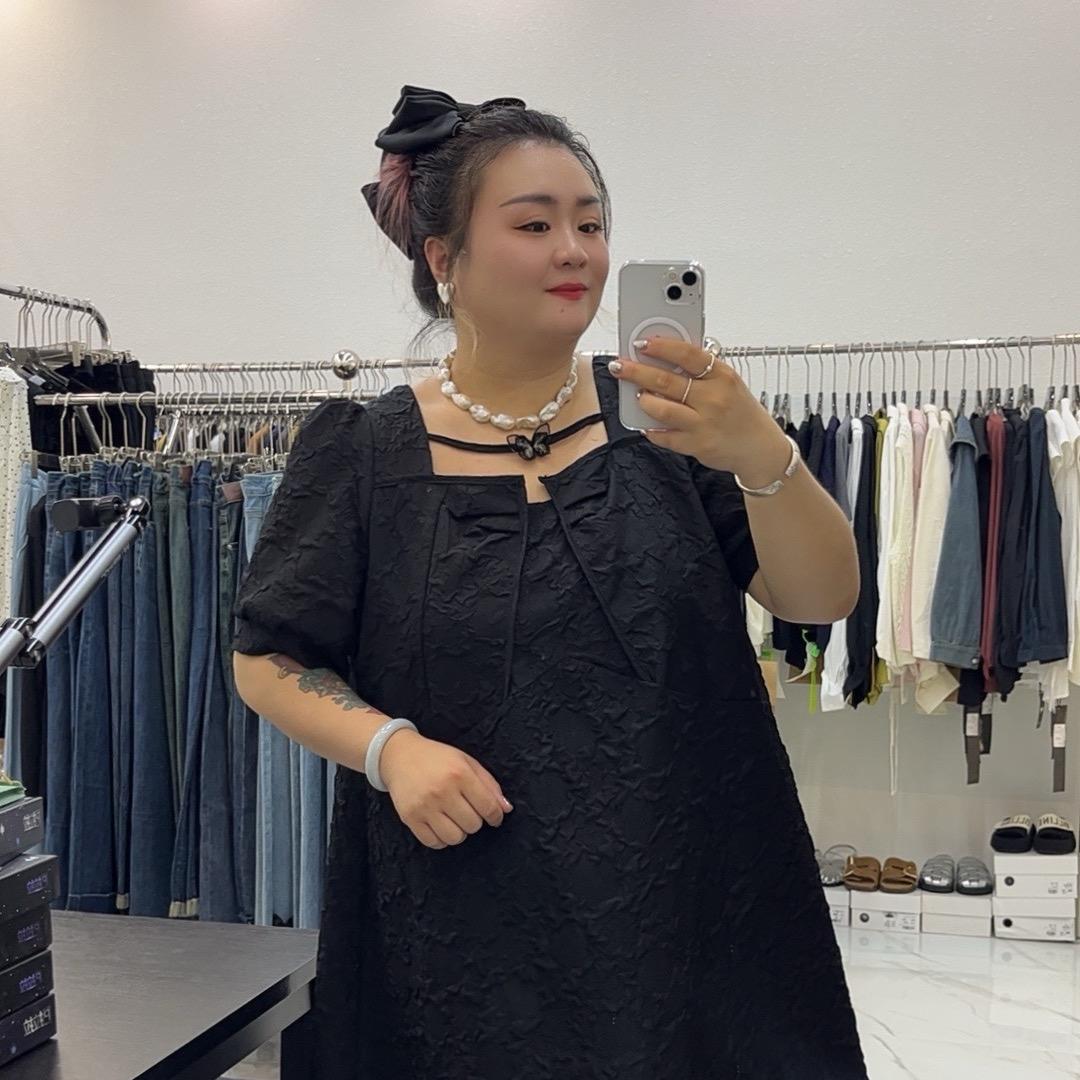 大凡微胖大码女装集合店