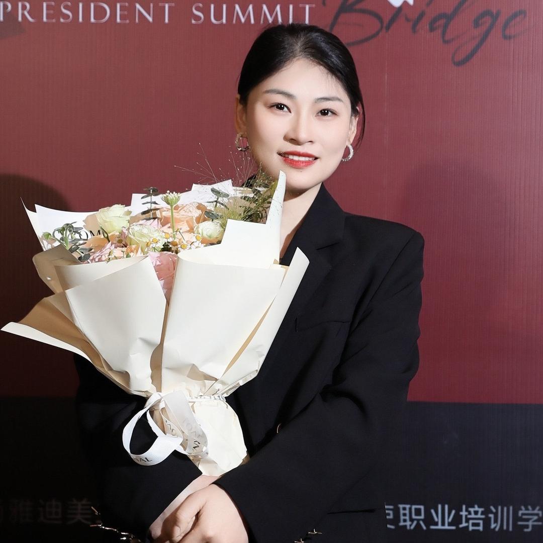 上海名出名门美校