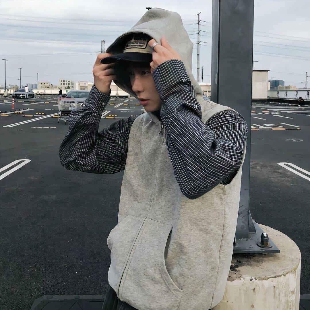 ￴￴ ￴￴￴三点水