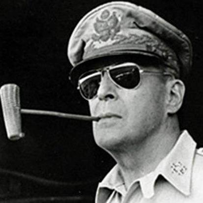 五星评论家麦克阿瑟