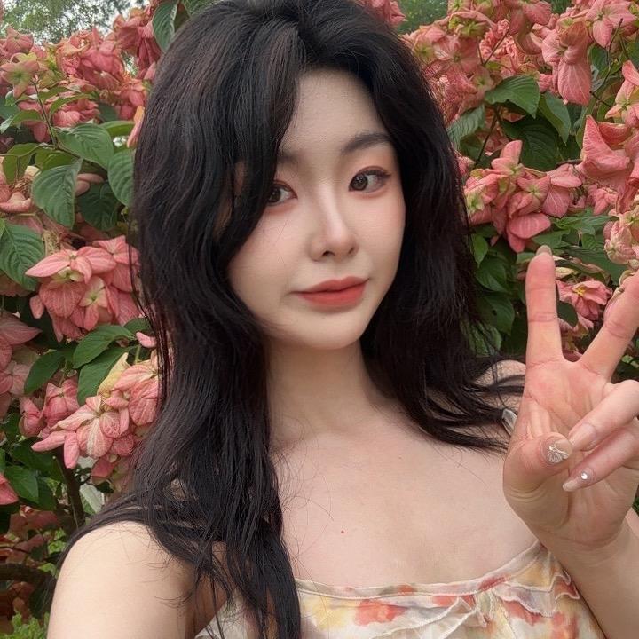 小韦🍓(月子中)