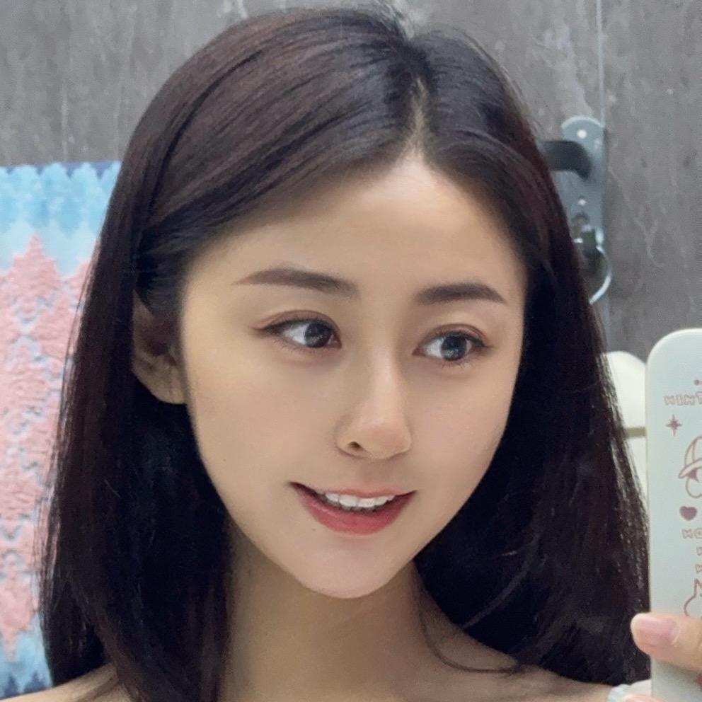 翠花溜溜达🦔