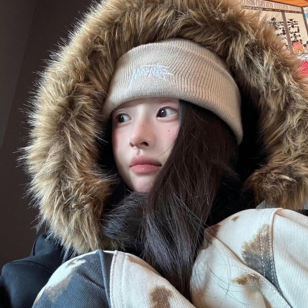 王多鱼ᗦ↞︎◃︎