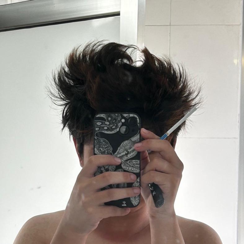 龙利鱼🐠的朋友圈