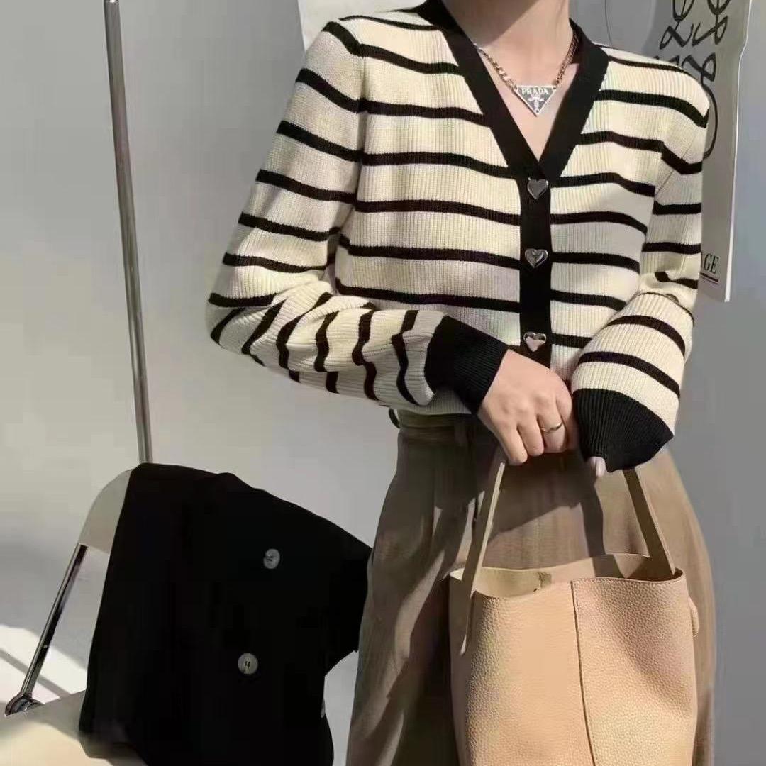 悠美依针织女装