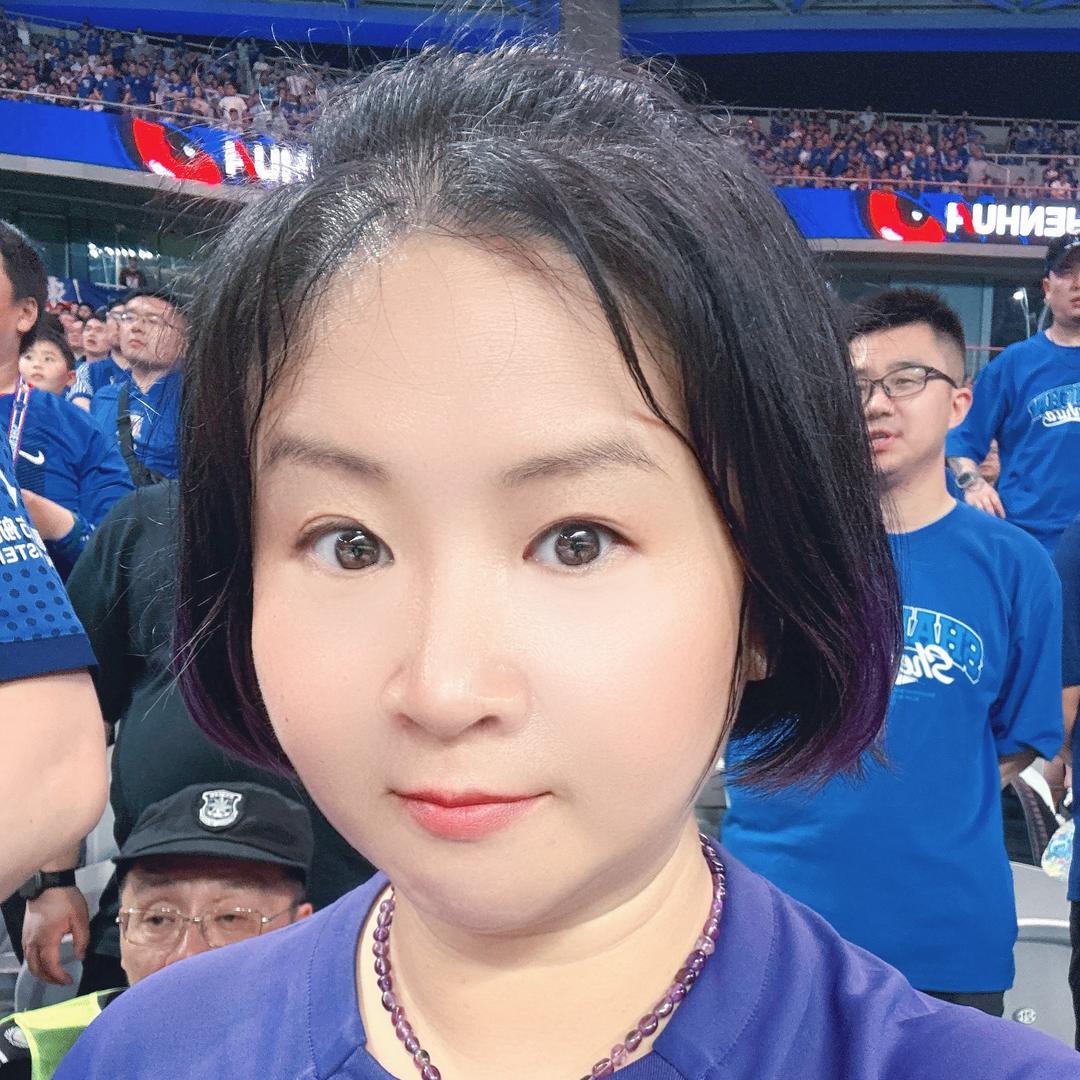 小雪纯子