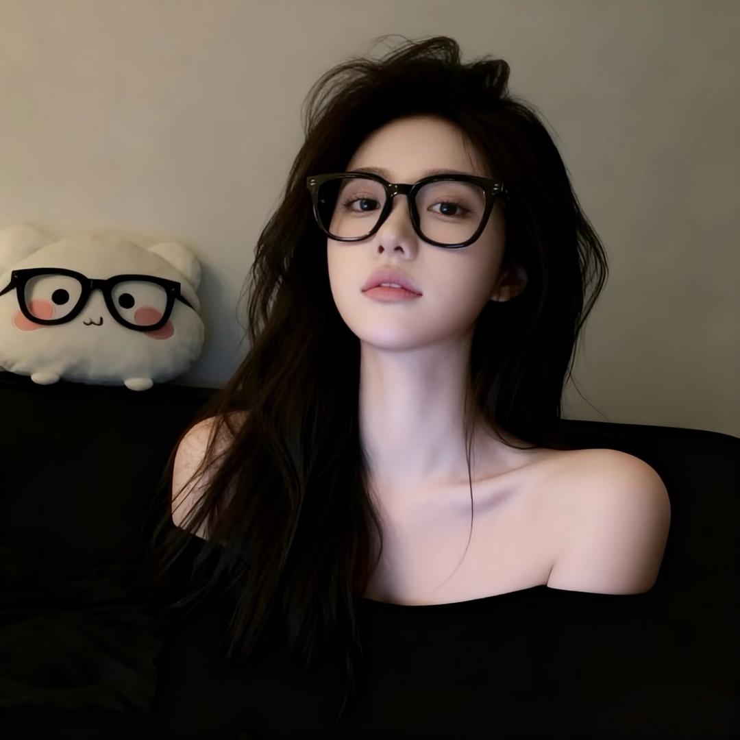 温妤.