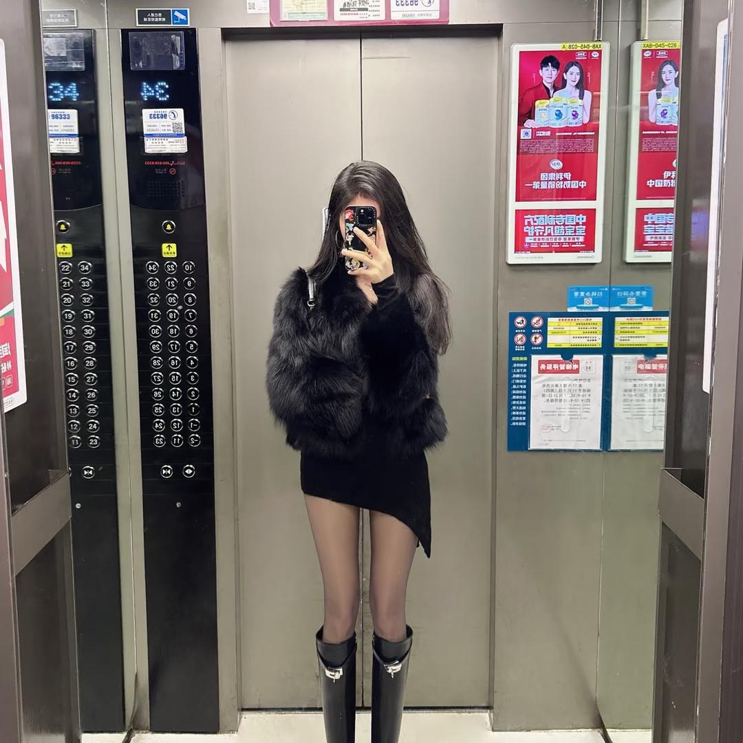 麟祥传媒设计师Anny