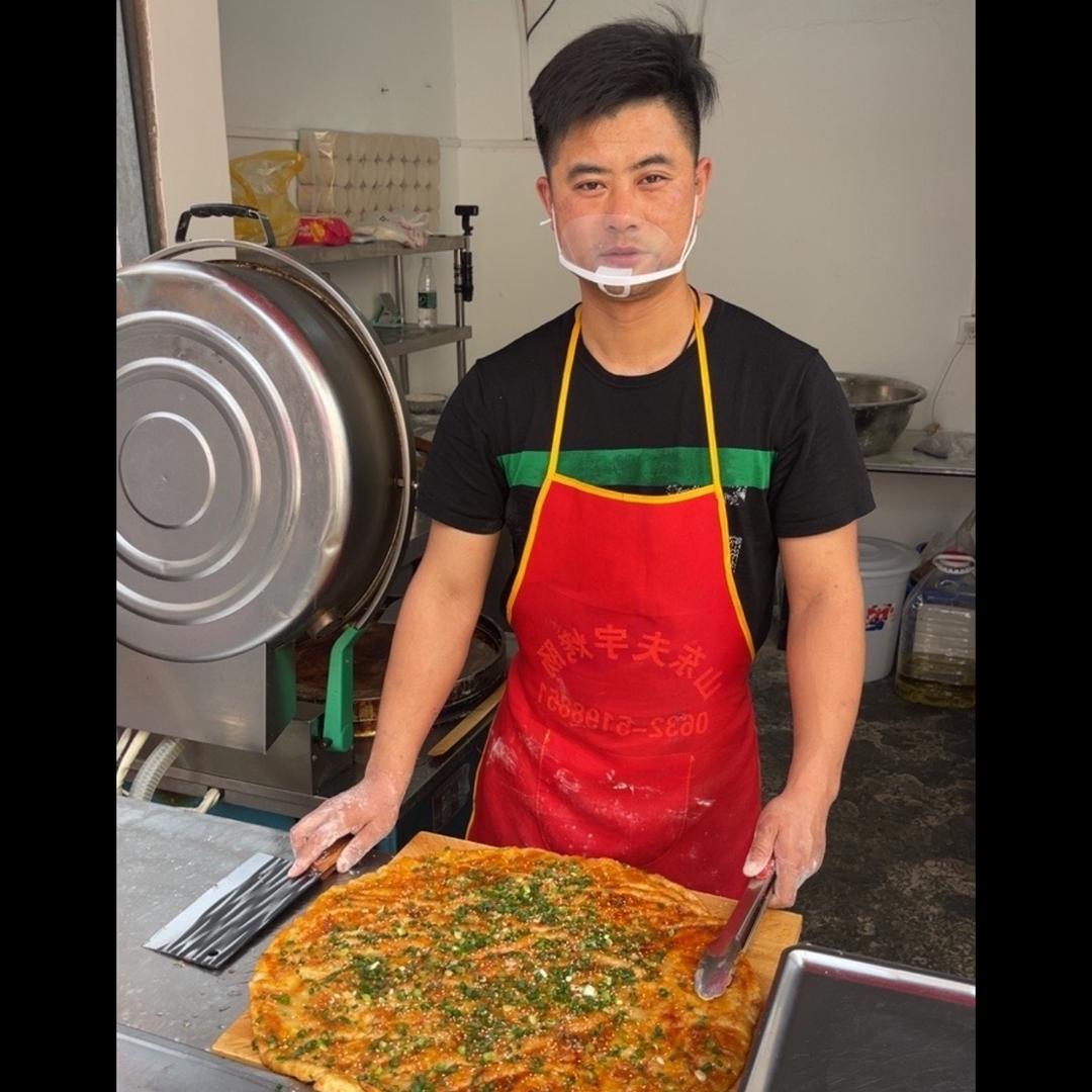 秦志酱香饼千层饼