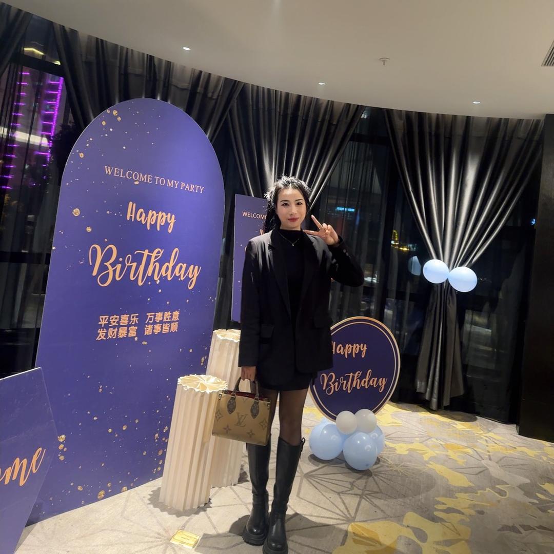 长沙新能源货车-宝意刘媛