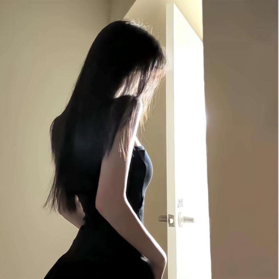 文静小蒂雷_
