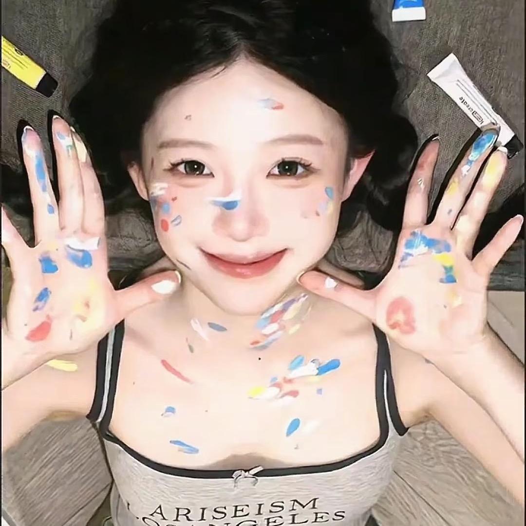 娃 哈哈哈哈哈哈🍼