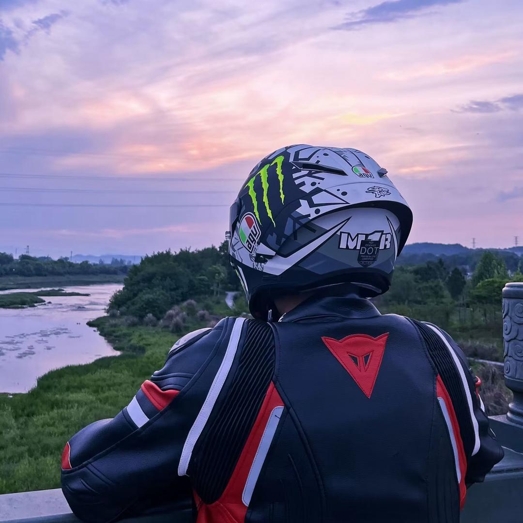 ᝰꫛꫀꪝ路人⁵²º⅓¼